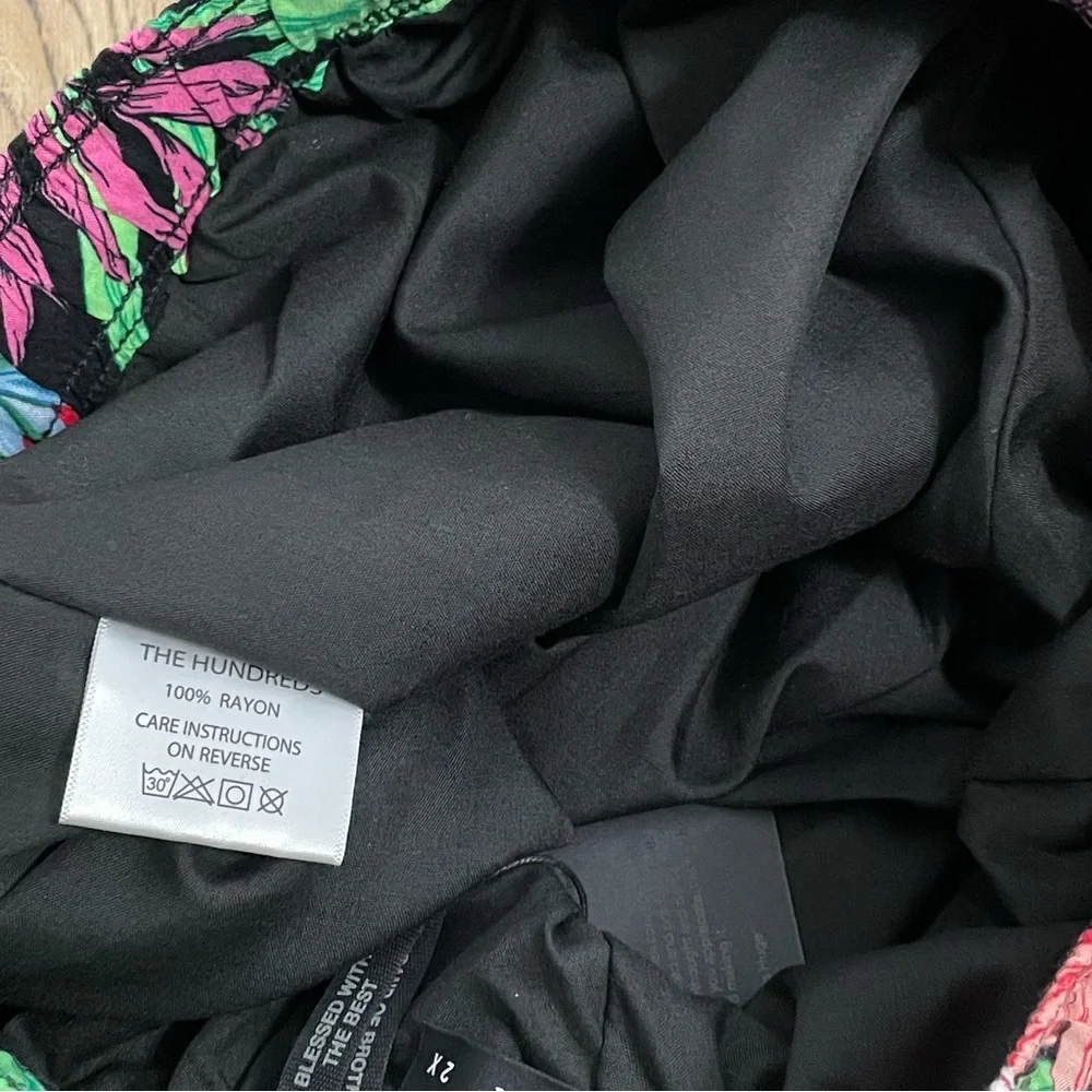 The Hundreds Swim Shorts‎ Mens Small Hawaiian Trunks NEW